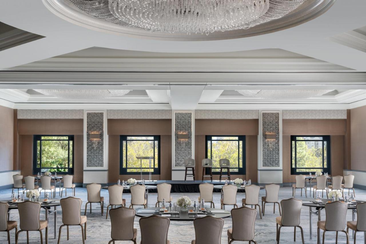Four Seasons Hotel