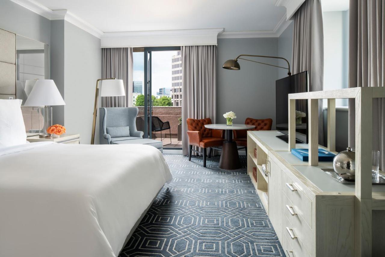 Hotel Four Seasons 4*